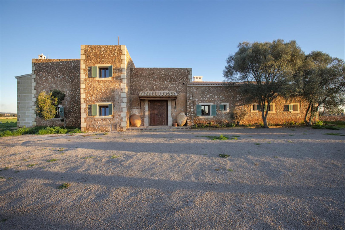 2 Bed, 3 Bath, HouseFor Sale, Campos, Islas Baleares