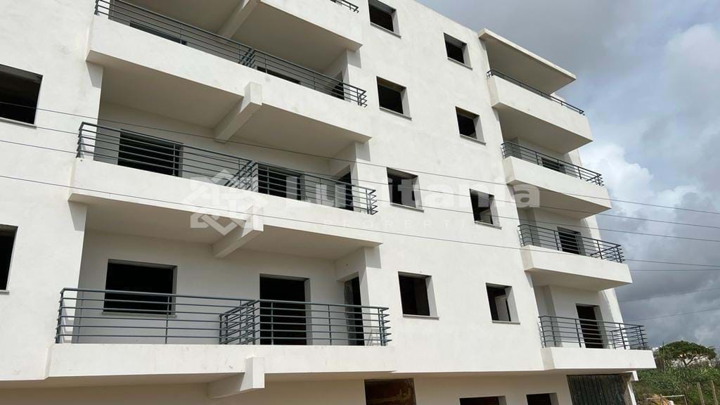 3 Bed, 2 Bath, ApartmentFor Sale, Olhão, Faro, 8700-146