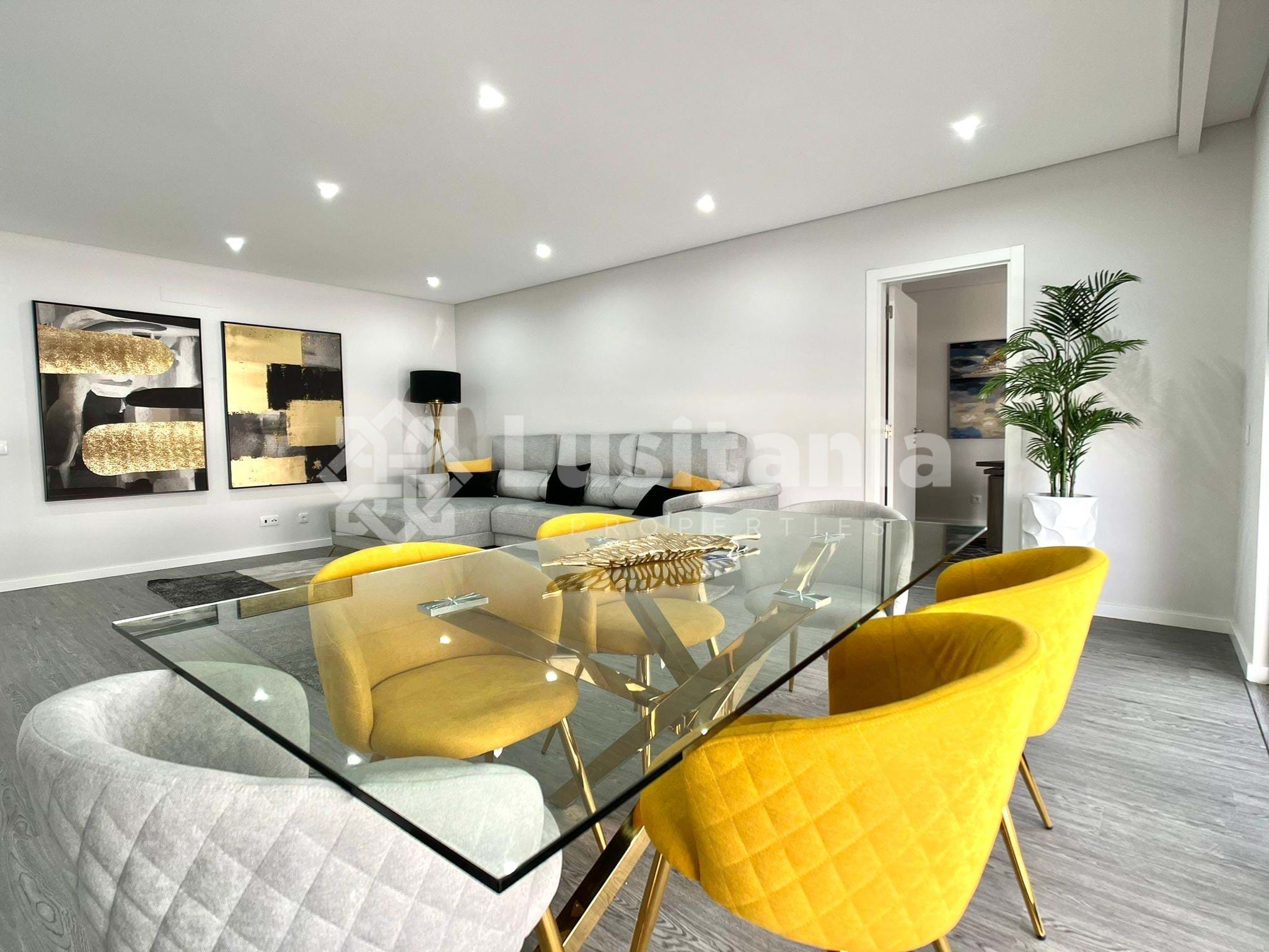 2 Bed, 2 Bath, ApartmentFor Sale, Olhão, Faro, 8700-146