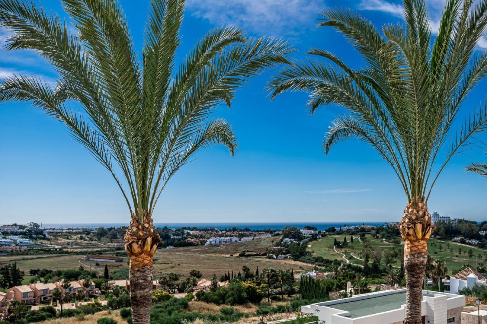 2 Bed, 2 Bath, ApartmentFor Sale, Benahavis, Malaga