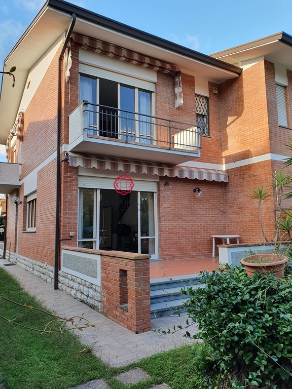 3 Bed, HouseFor Sale, Pietrasanta, Lucca, Toscana