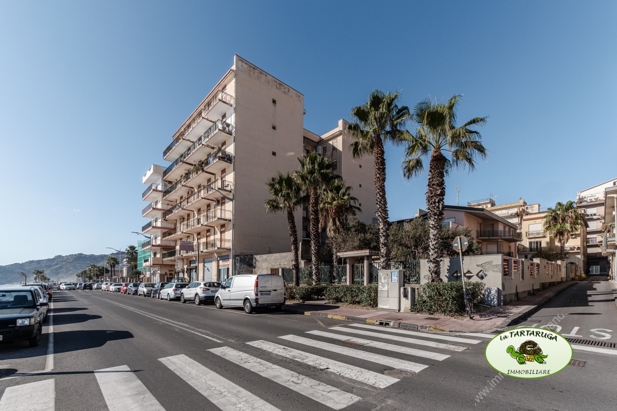 2 Bed, ApartmentFor Sale, Santa Teresa di Riva, Messina, Sicilia