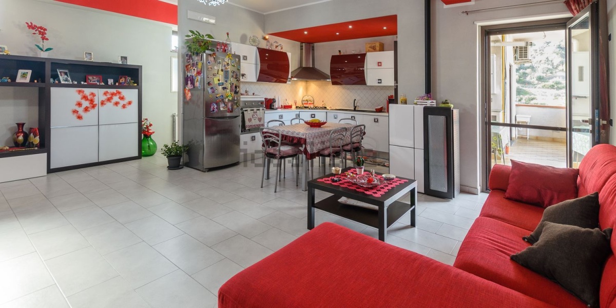 3 Bed, ApartmentFor Sale, Santa Teresa di Riva, Messina, Sicilia