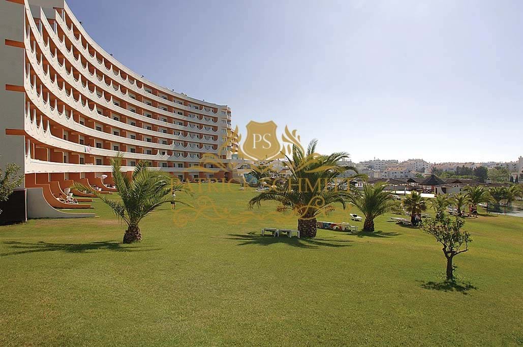 1 Bed, 1 Bath, ApartmentFor Sale, Albufeira, Faro, 8200