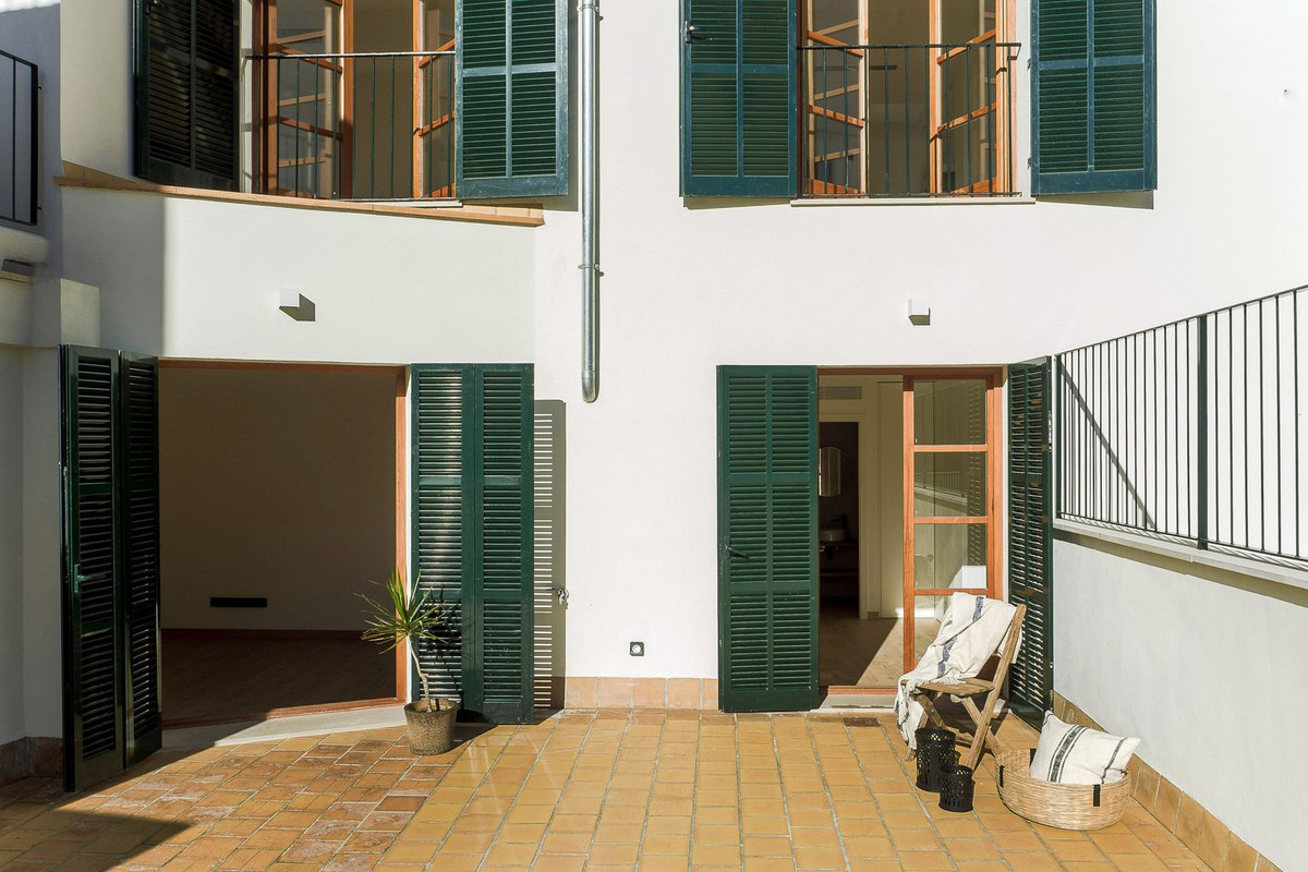 1 Bed, 1 Bath, ApartmentFor Sale, Palma de Mallorca, Islas Baleares