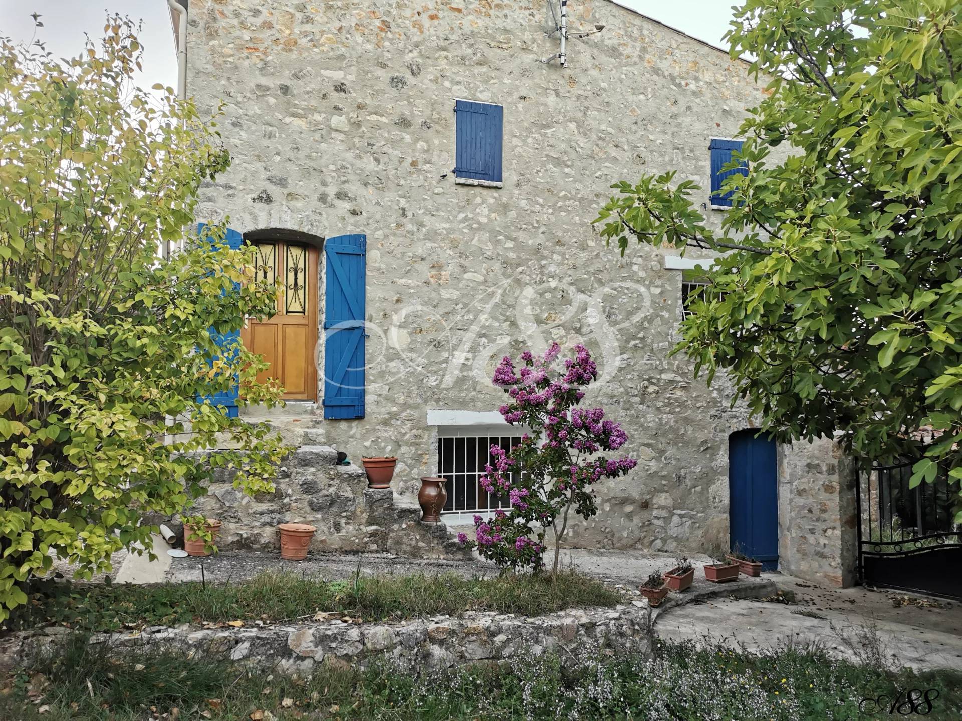 5 Bed, 3 Bath, HouseFor Sale, Saint-Paul-en-Forêt, Var