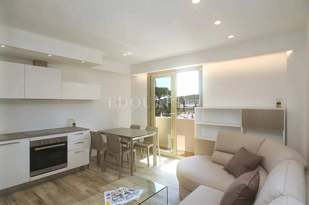 2 Bed, 1 Bath, ApartmentFor Sale, Roquebrune-Cap-Martin, Alpes-Maritimes