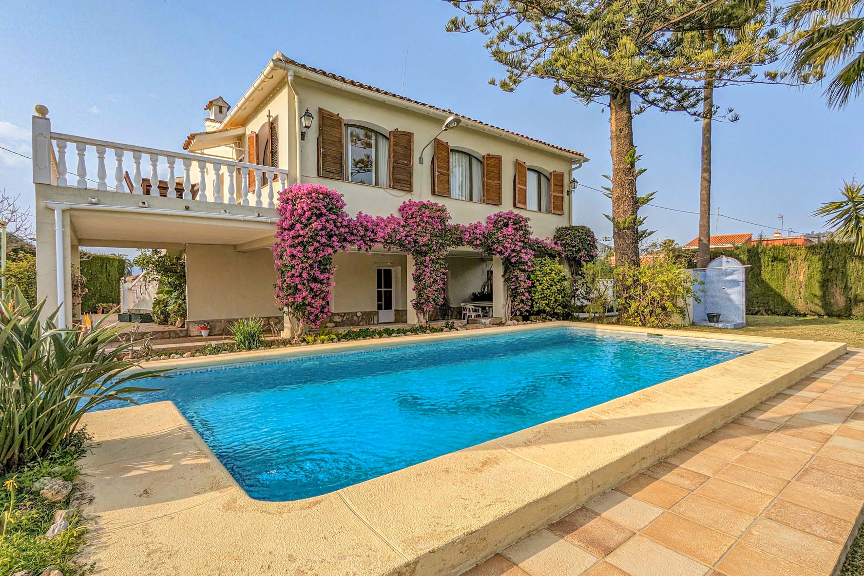 8 Bed, 4 Bath, HouseFor Sale, Pedreguer, Alicante