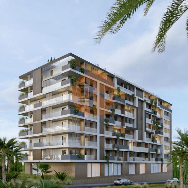 3 Bed, 3 Bath, ApartmentFor Sale, Faro, Faro