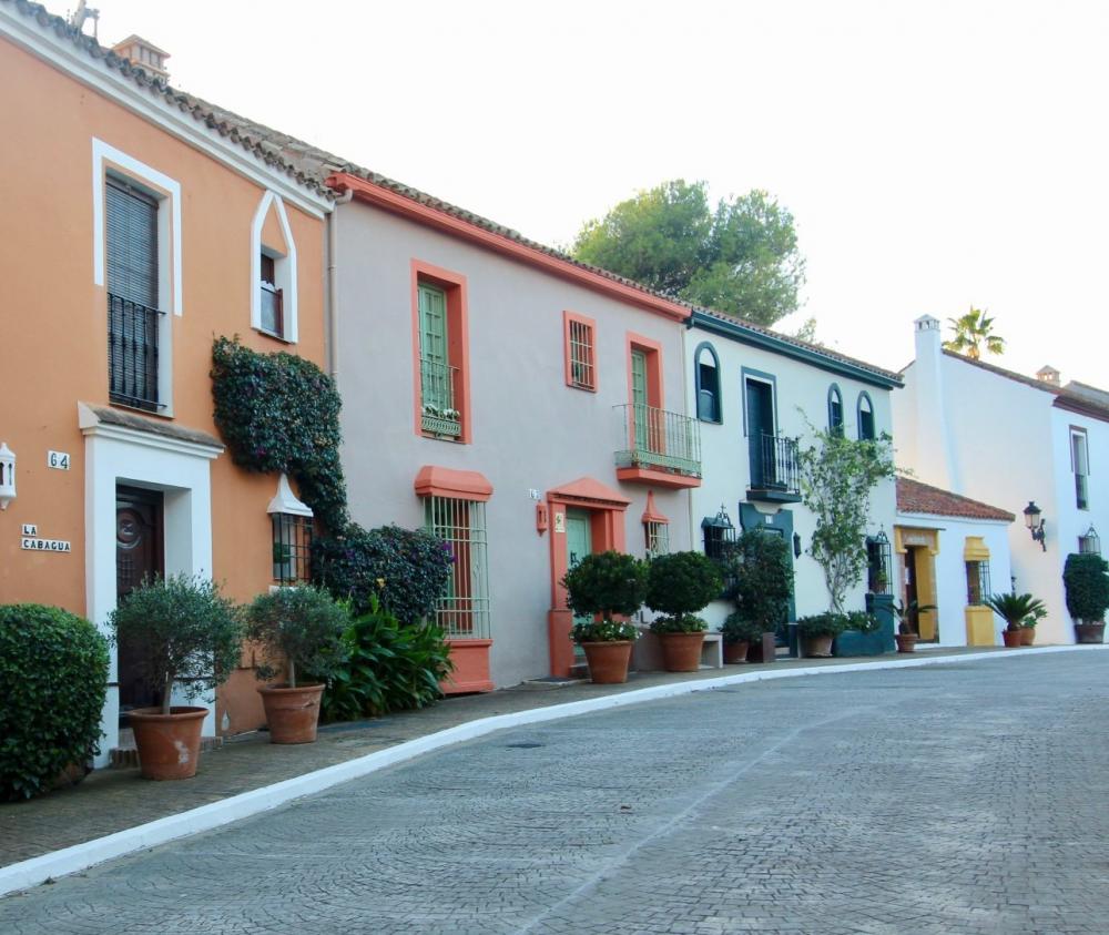 3 Bed, 3 Bath, HouseFor Sale, New Golden Mile, Malaga