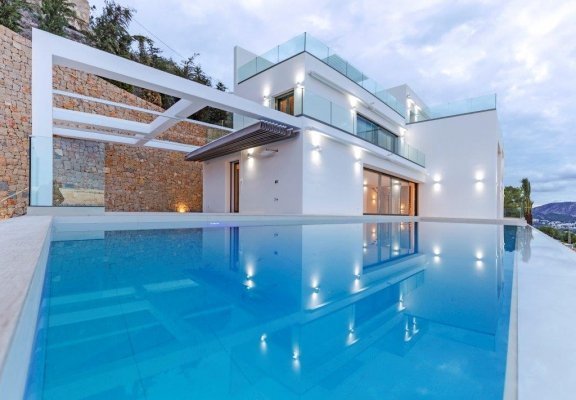 5 Bed, 4 Bath, HouseFor Sale, Moraira, Alicante