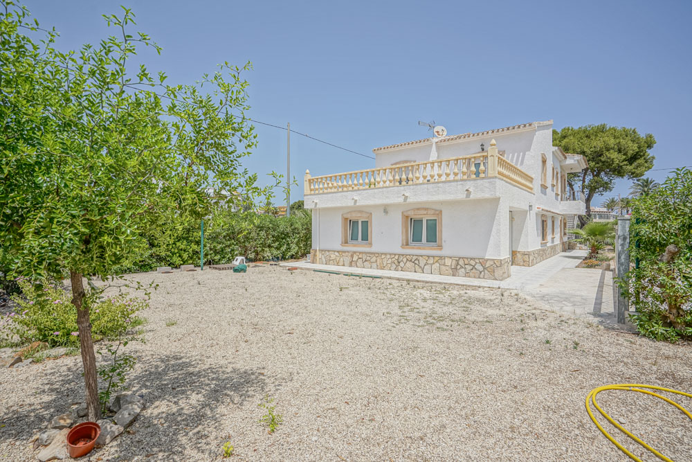 6 Bed, 3 Bath, HouseFor Sale, Javea, Alicante