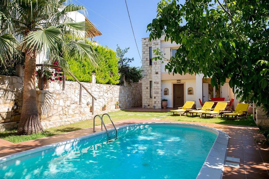 6 Bed, 3 Bath, HouseFor Sale, Chania, Crete, 73006