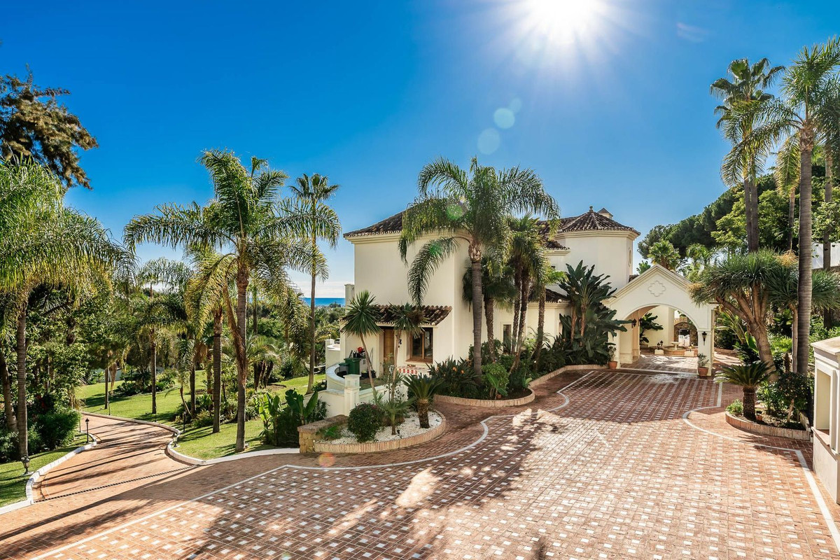 16 Bed, 16 Bath, HouseFor Sale, Benahavis, Malaga