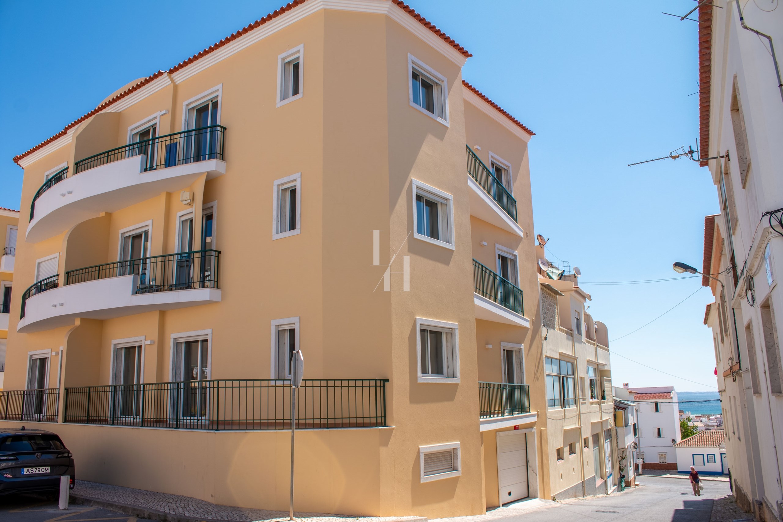 2 Bed, 2 Bath, ApartmentFor Sale, Lagos, Faro, 8600-708