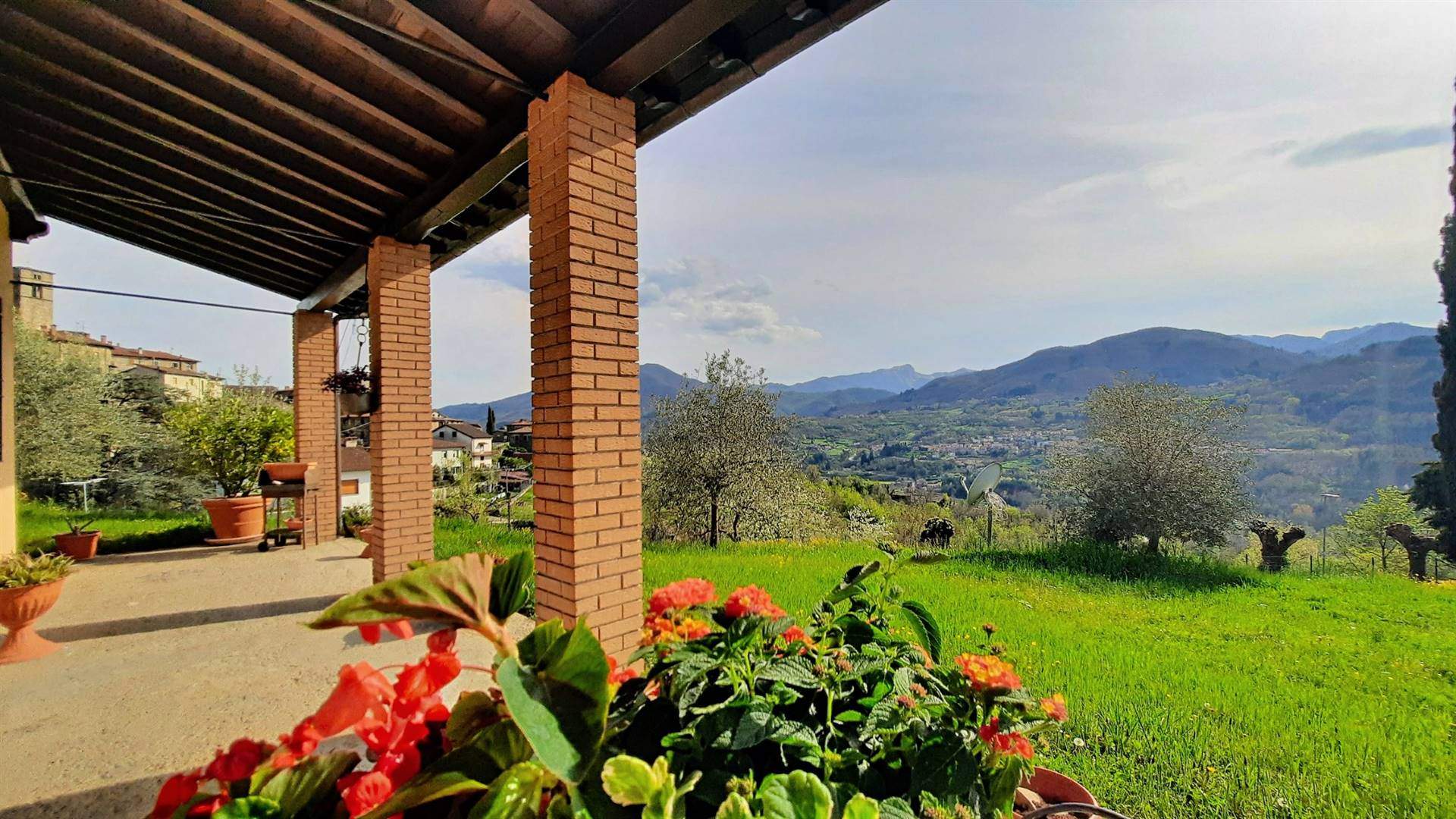 7 Bed, 3 Bath, HouseFor Sale, San Romano in Garfagnana, LUCCA