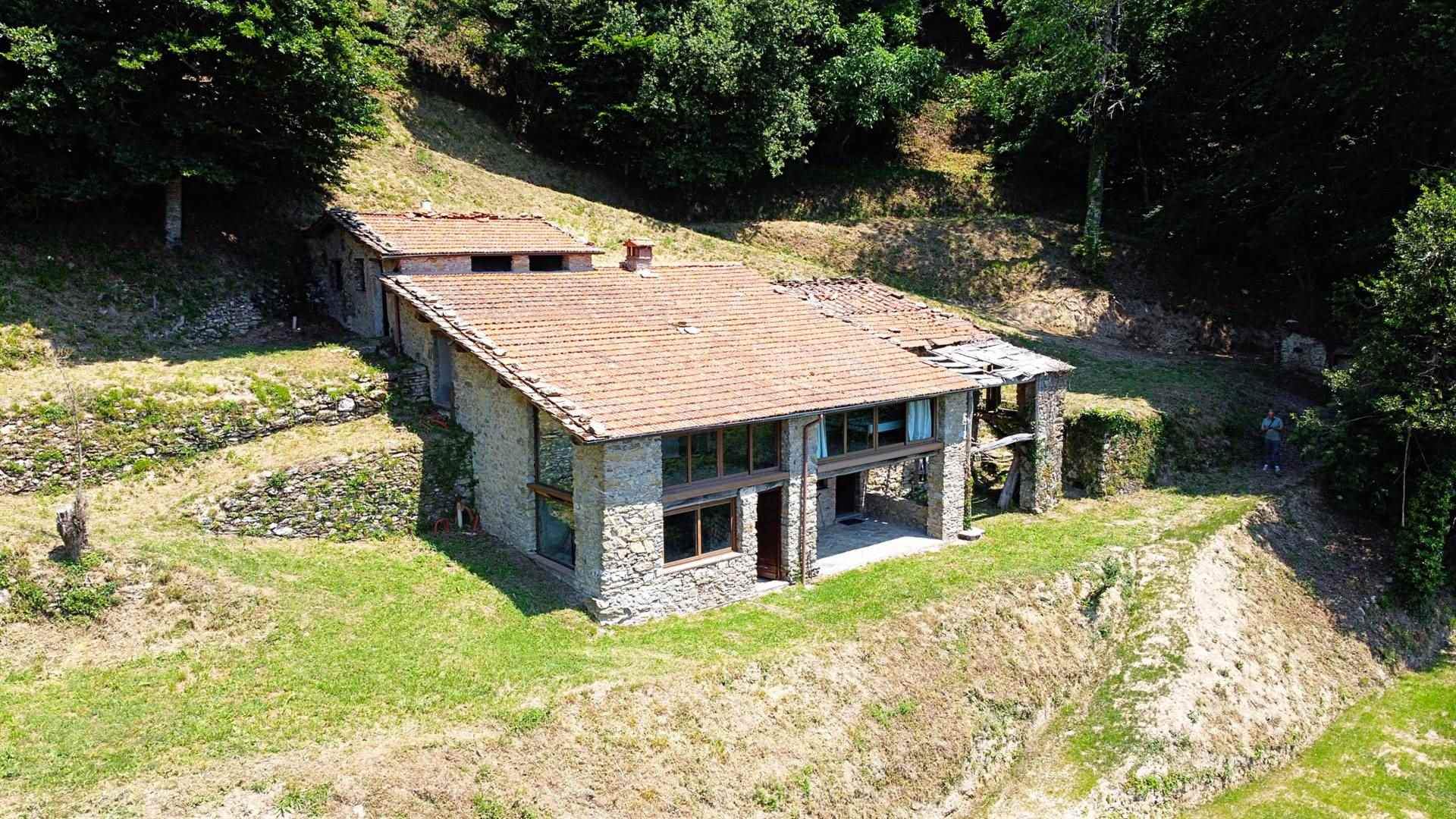 5 Bed, 3 Bath, HouseFor Sale, Pescaglia, LUCCA
