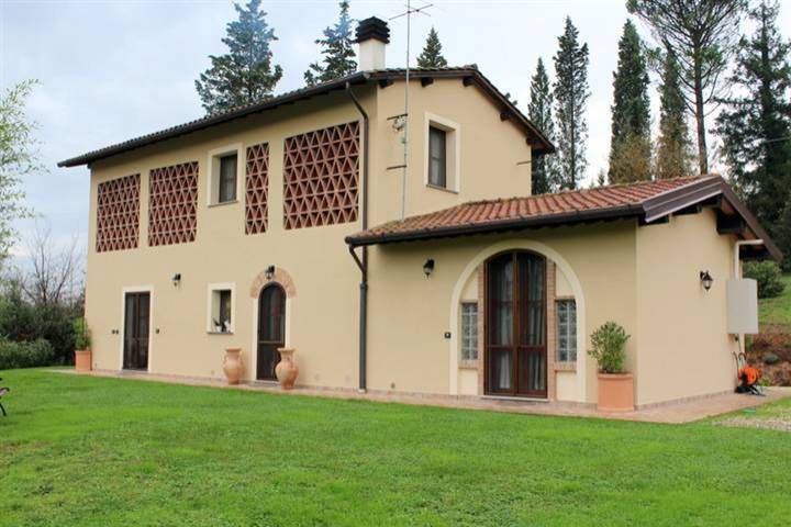 3 Bed, 3 Bath, HouseFor Sale, Fucecchio, FIRENZE
