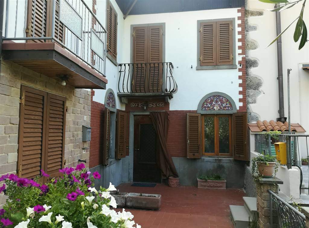 2 Bed, 1 Bath, HouseFor Sale, Fabbriche Di Vallico, LUCCA