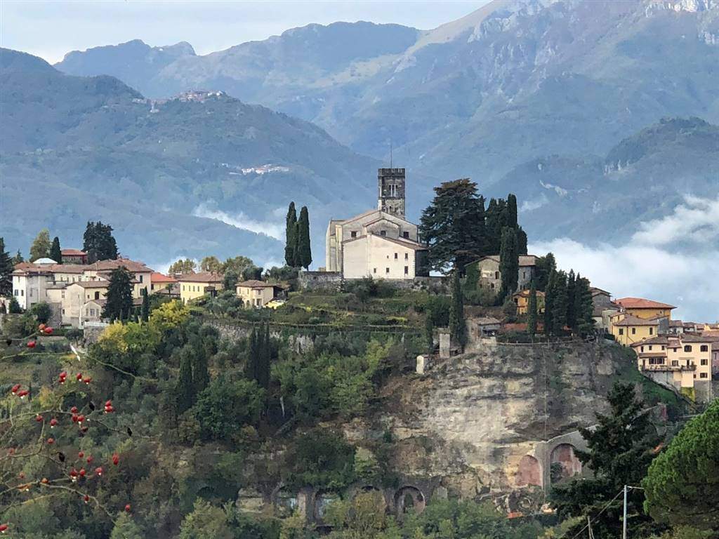 3 Bed, 1 Bath, HouseFor Sale, Barga, LUCCA