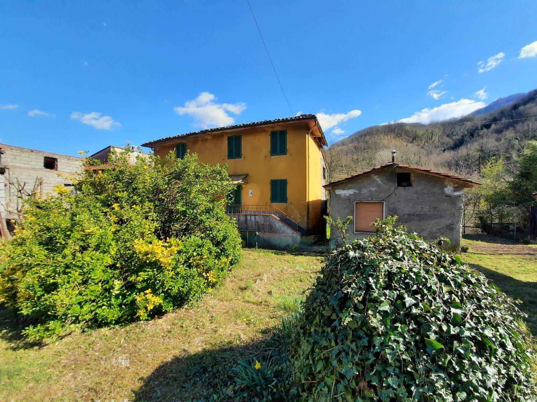 3 Bed, 1 Bath, ApartmentFor Sale, Gallicano, LUCCA