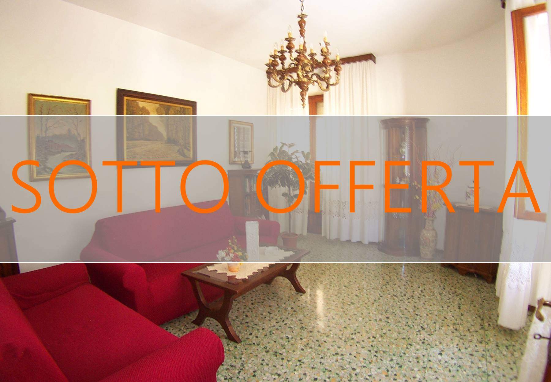 6 Bed, 3 Bath, ApartmentFor Sale, Gallicano, LUCCA