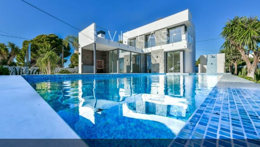 4 Bed, 3 Bath, HouseFor Sale, Calpe, Alicante