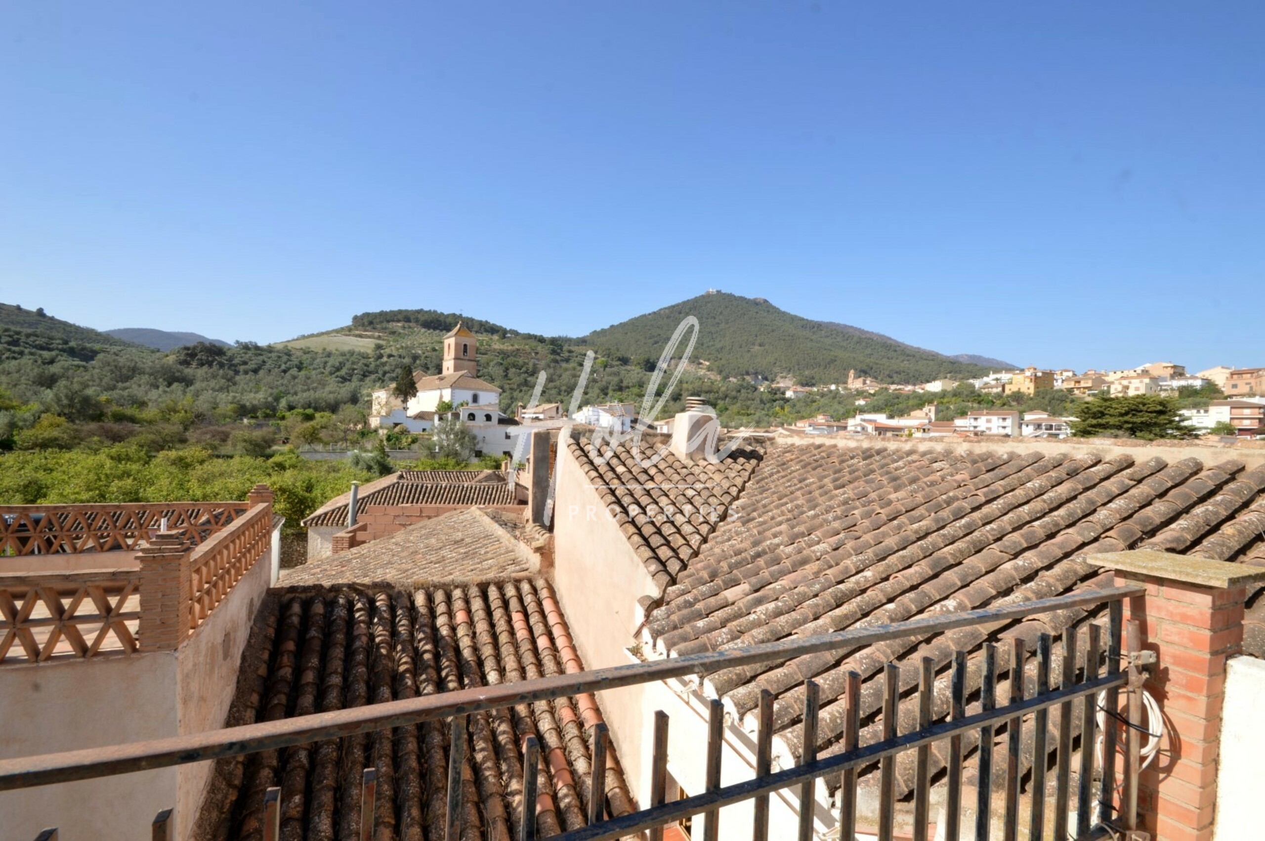 4 Bed, 2 Bath, HouseFor Sale, Pinos Del Valle, Granada
