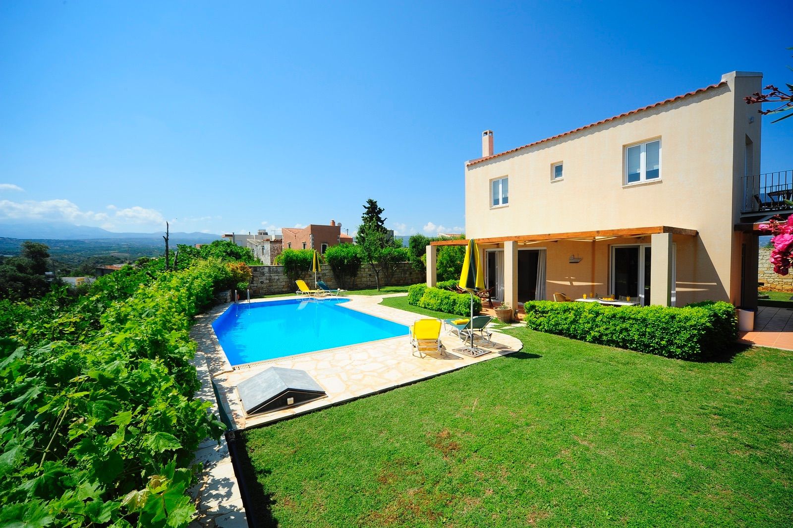 3 Bed, 1 Bath, HouseFor Sale, Rethymno, Crete