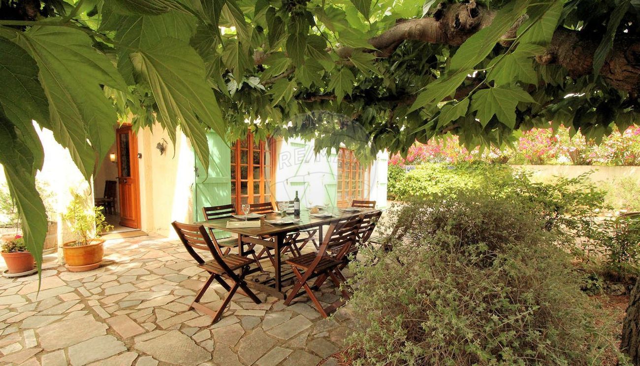 4 Bed, 2 Bath, HouseFor Sale, Laurens, Herault, Occitanie, 34480