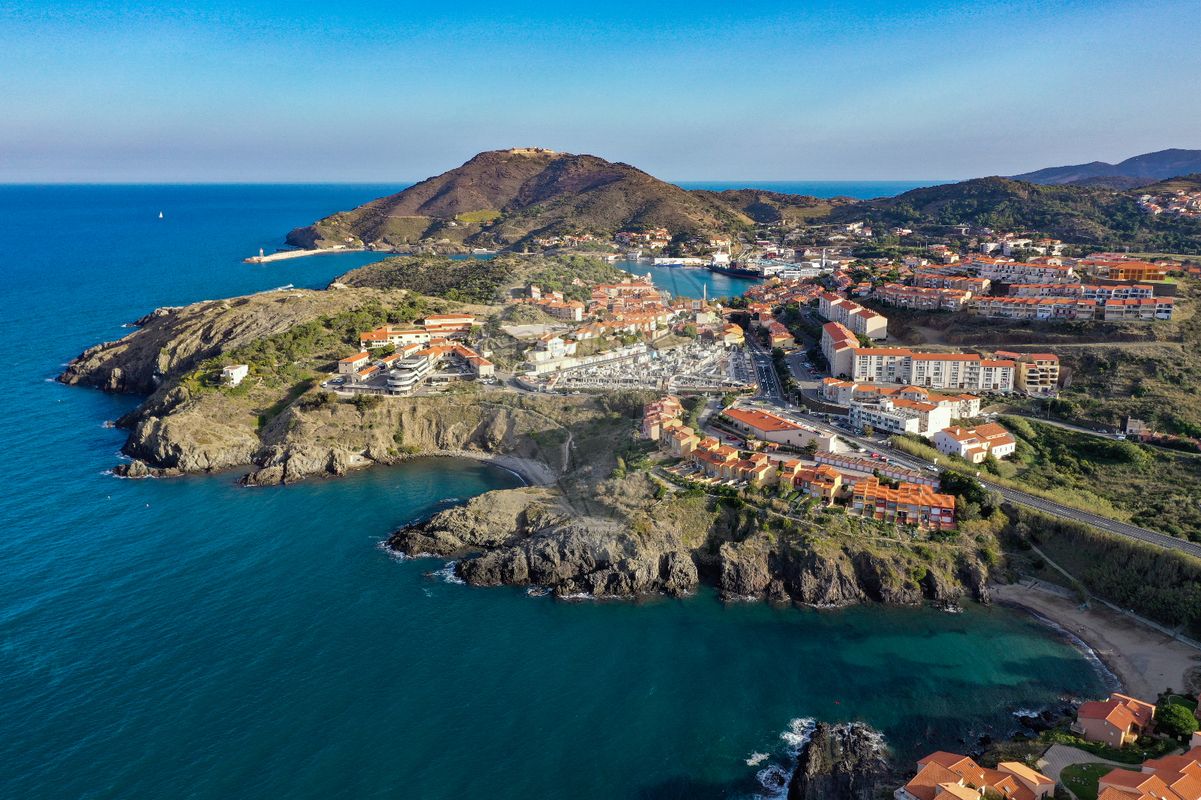 3 Bed, 2 Bath, ApartmentFor Sale, Port-Vendres, Pyrenees-Orientales, Occitanie, 66660