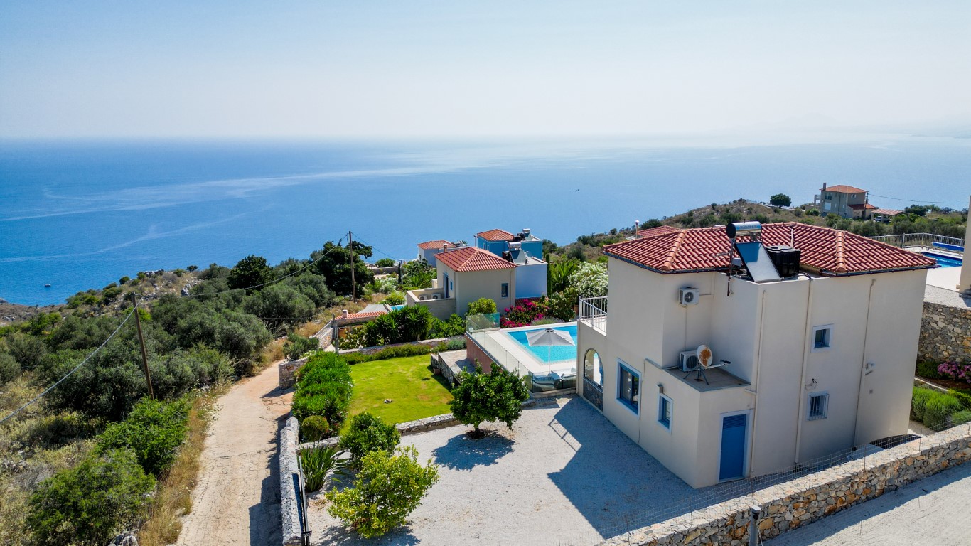 3 Bed, 2 Bath, HouseFor Sale, Chania, Crete