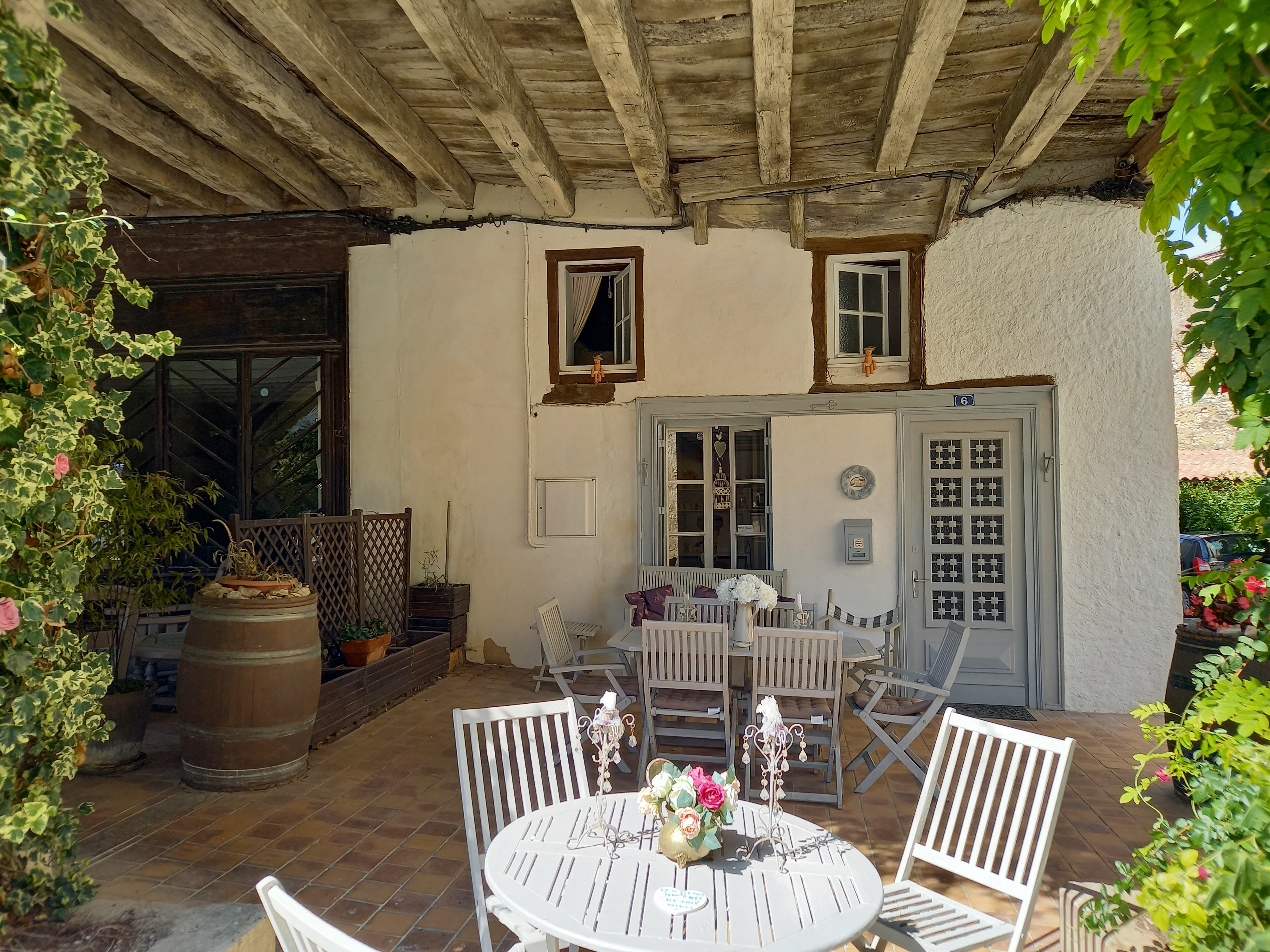 2 Bed, 2 Bath, HouseFor Sale, Castillonnes, Lot-et-Garonne, Aquitaine, 47330
