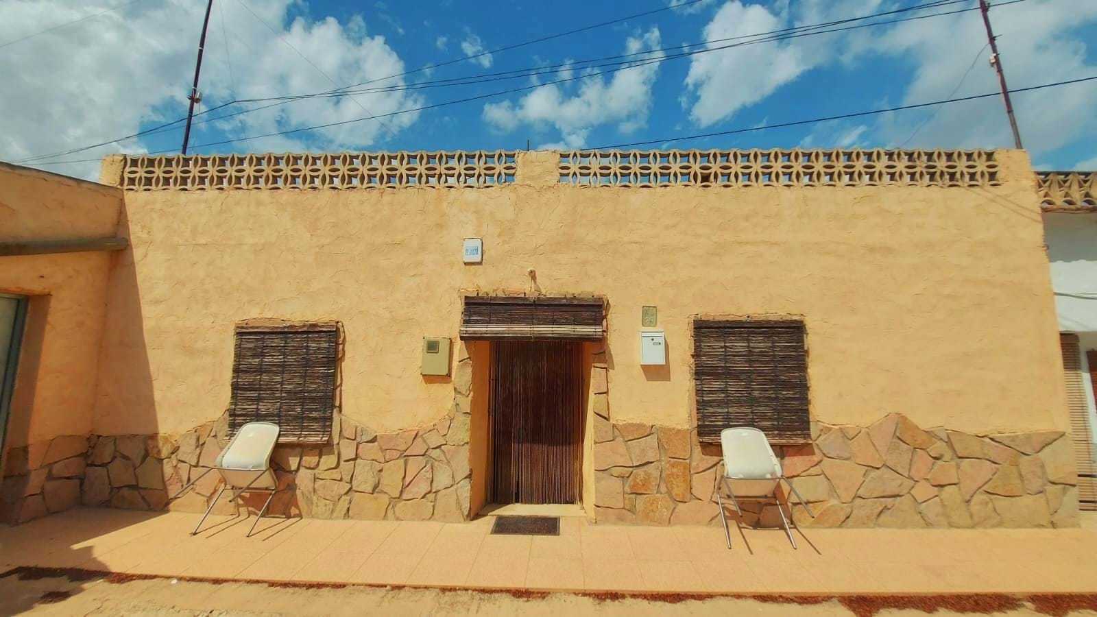 3 Bed, 1 Bath, HouseFor Sale, Chinorlet, Alicante