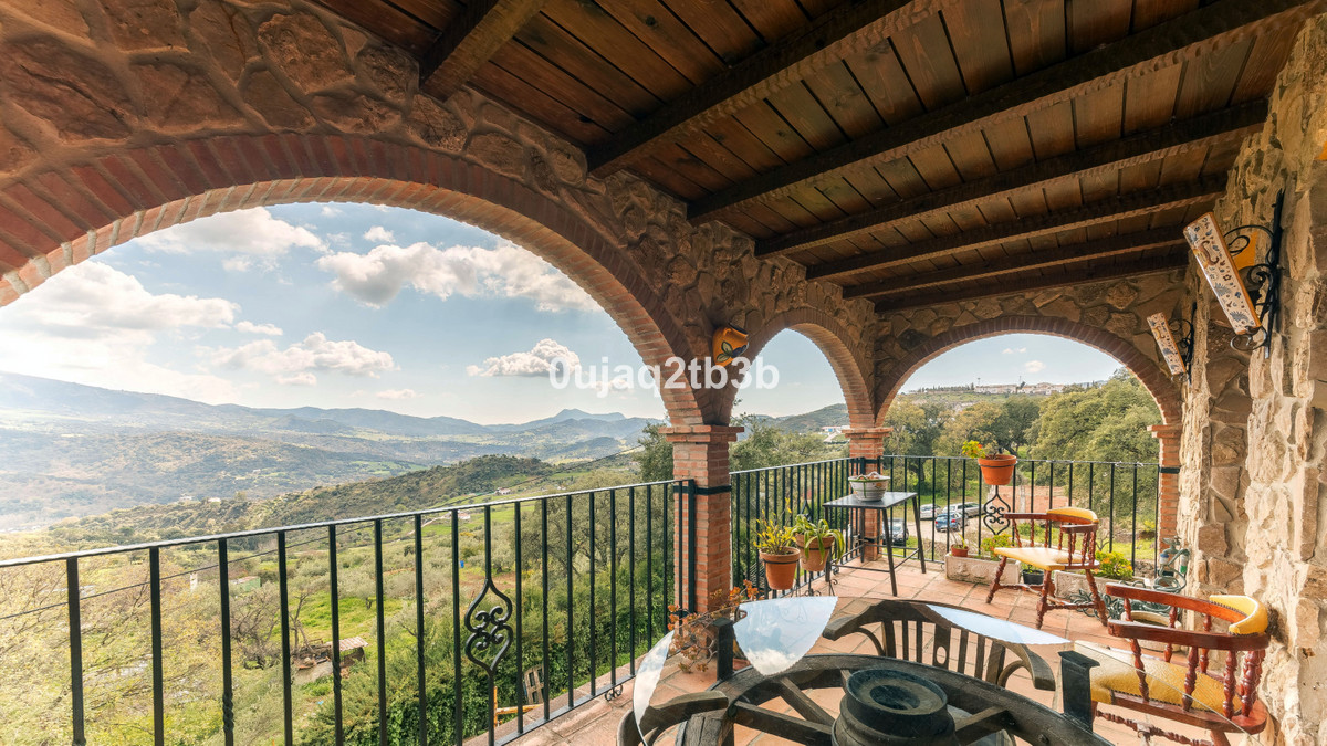 3 Bed, 2 Bath, HouseFor Sale, Cortes de La Frontera, Malaga