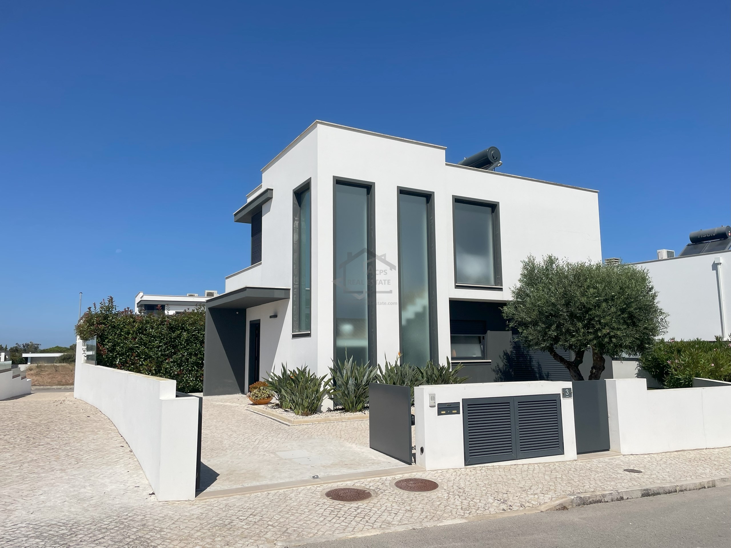 3 Bed, 2 Bath, HouseFor Sale, Leiria, Leiria, 2510-050