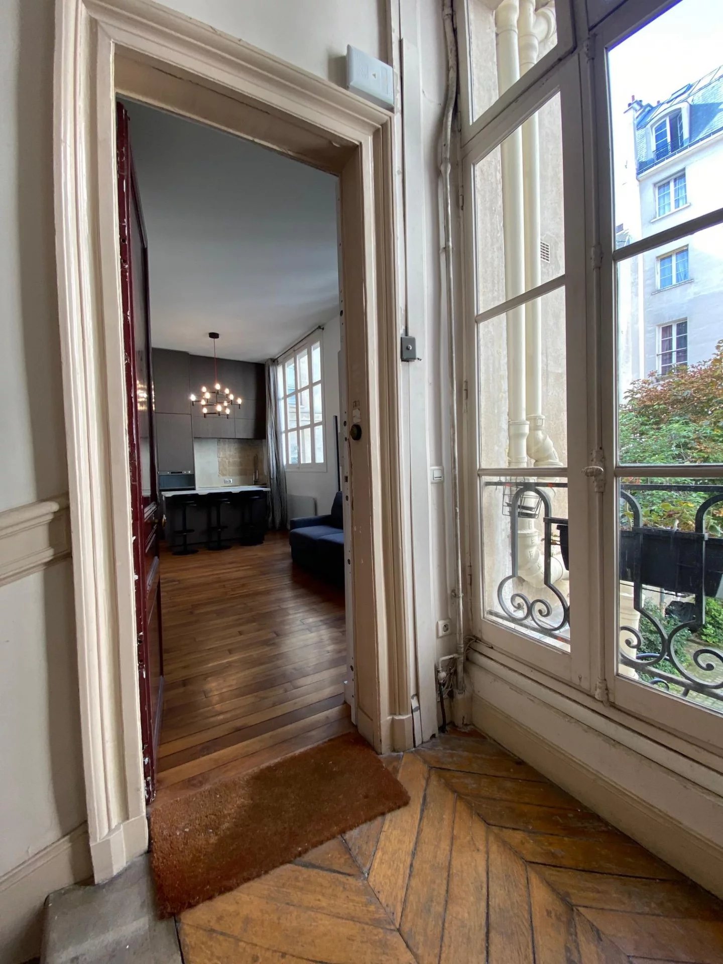 1 Bed, 1 Bath, ApartmentFor Sale, Paris 4th, Paris