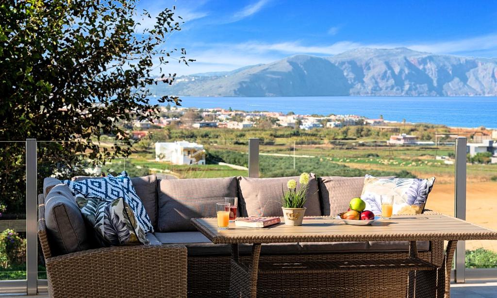 3 Bed, 2 Bath, HouseFor Sale, Chania, Crete