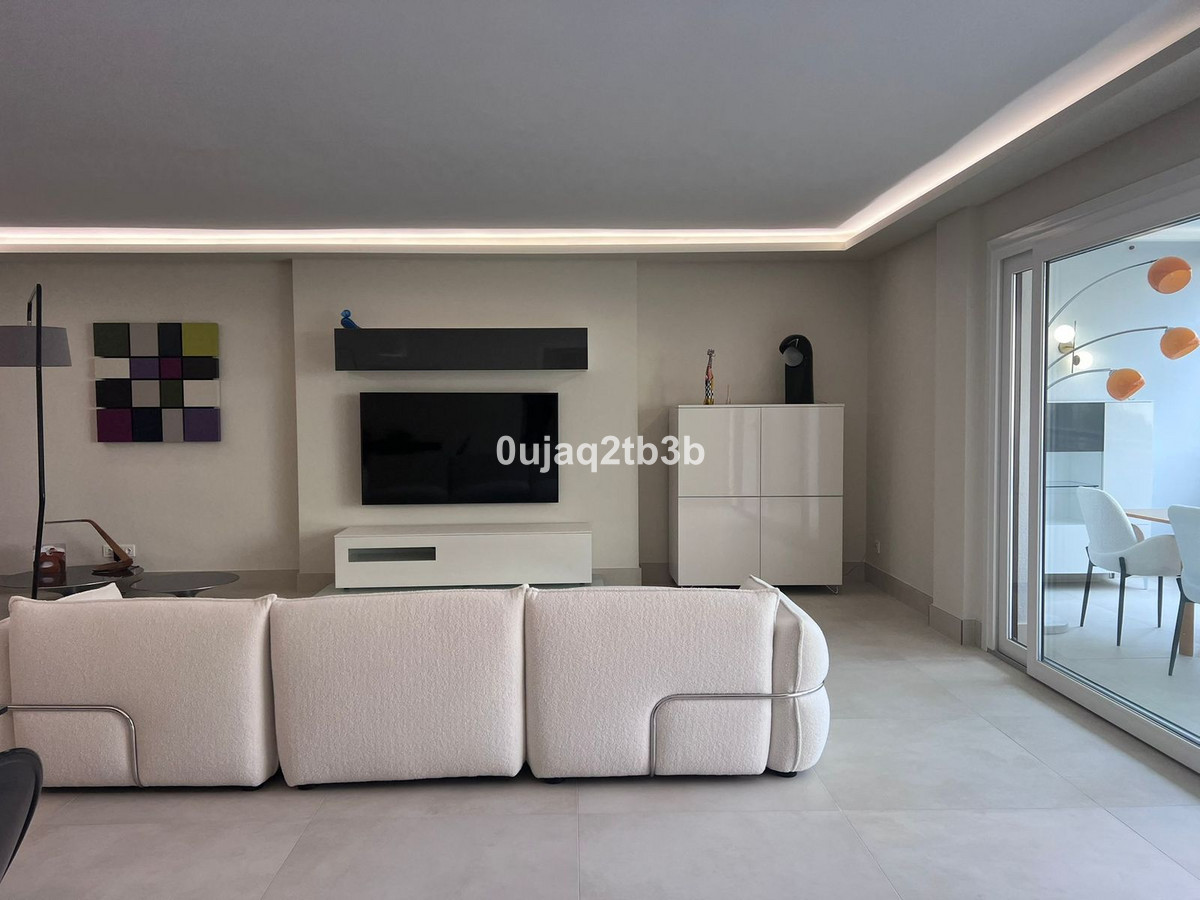 4 Bed, 3 Bath, ApartmentFor Sale, Marbella, Malaga
