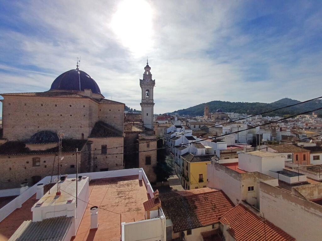 4 Bed, 2 Bath, ApartmentFor Sale, Oliva, Valencia, 46780