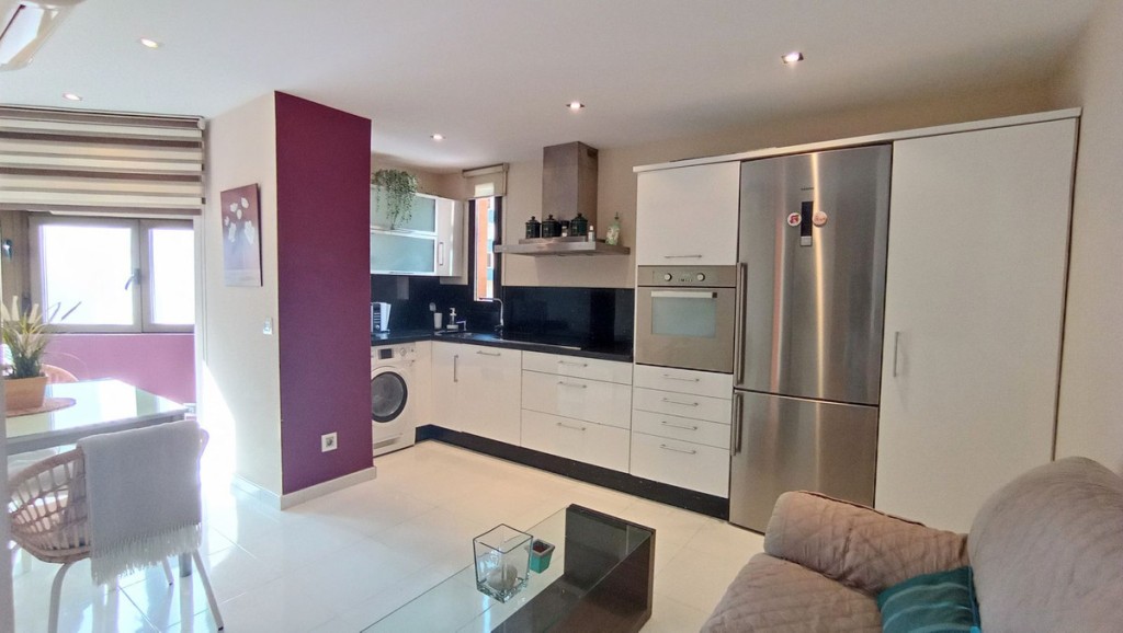 2 Bed, 1 Bath, ApartmentFor Sale, Fuengirola, Malaga