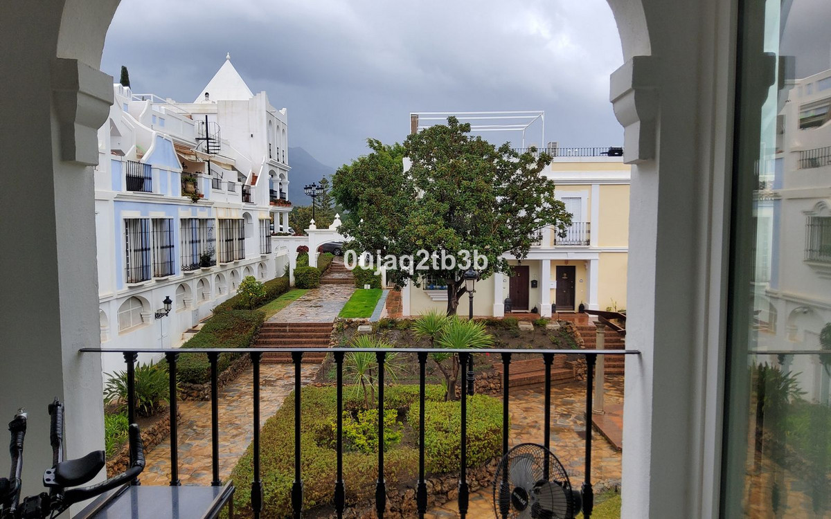 3 Bed, 4 Bath, HouseFor Sale, Nueva Andalucia, Malaga