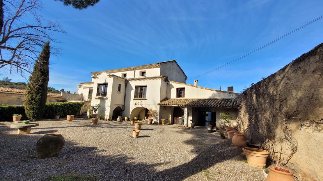5 Bed, 3 Bath, HouseFor Sale, Laurens, Herault, Languedoc-Roussillon, 34480
