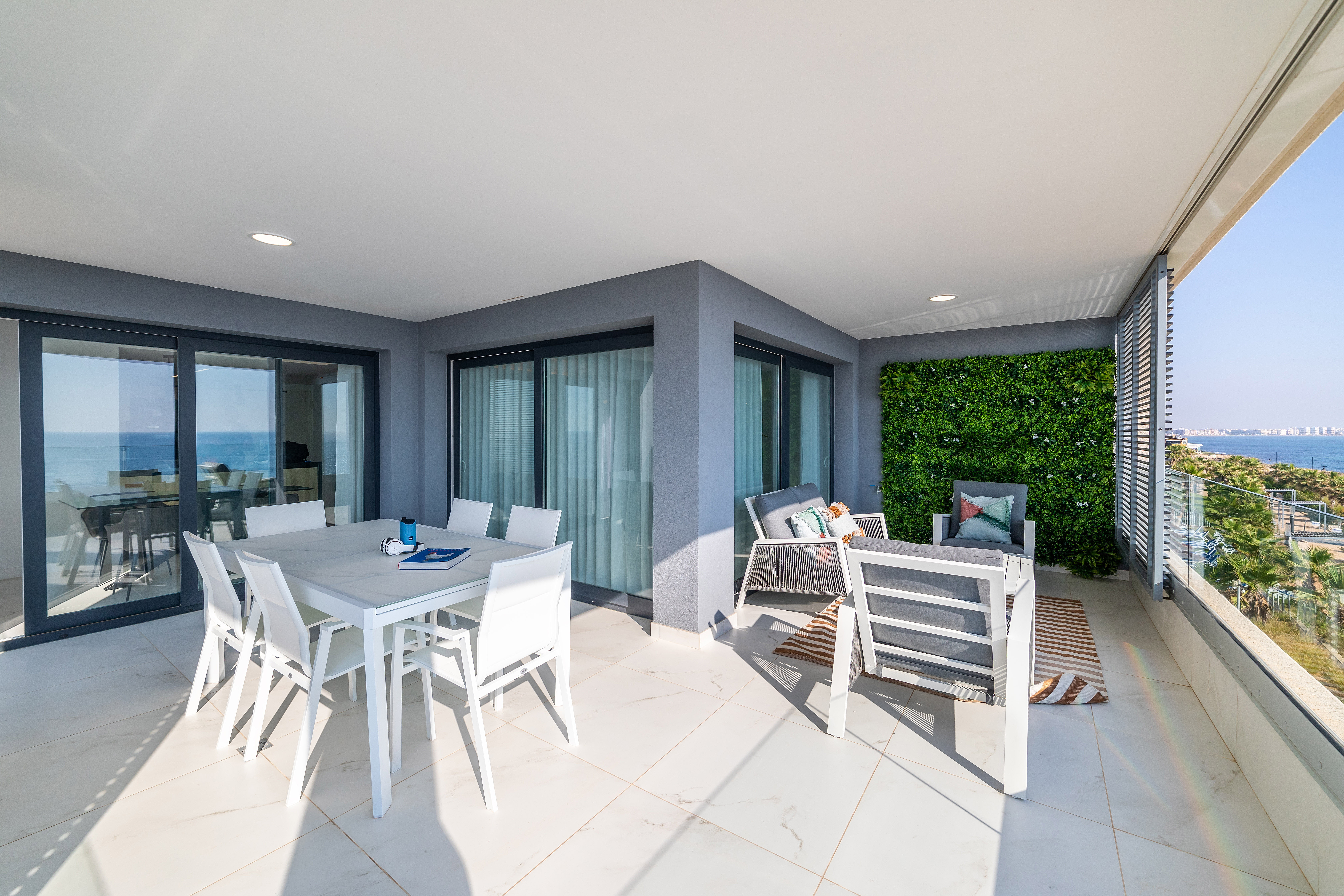3 Bed, 2 Bath, ApartmentFor Sale, Punta Prima, Alicante