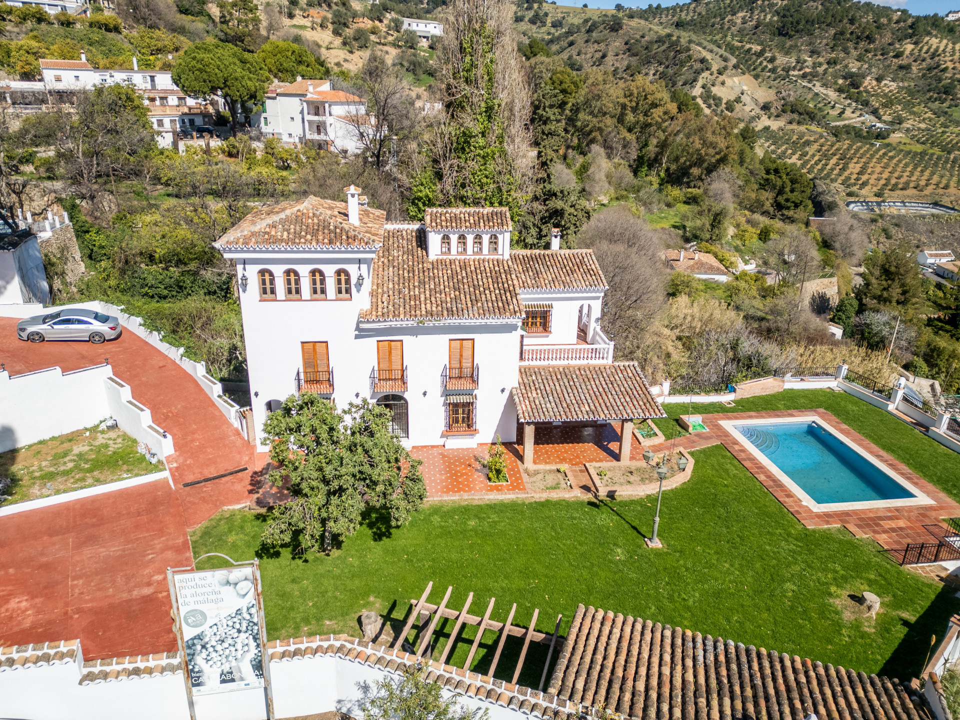 9 Bed, 6 Bath, HouseFor Sale, Casarabonela, Malaga