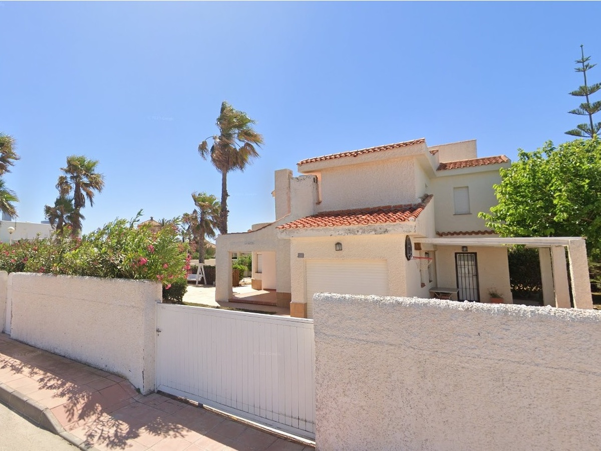 7 Bed, 5 Bath, HouseFor Sale, La Manga Del Mar Menor, Murcia