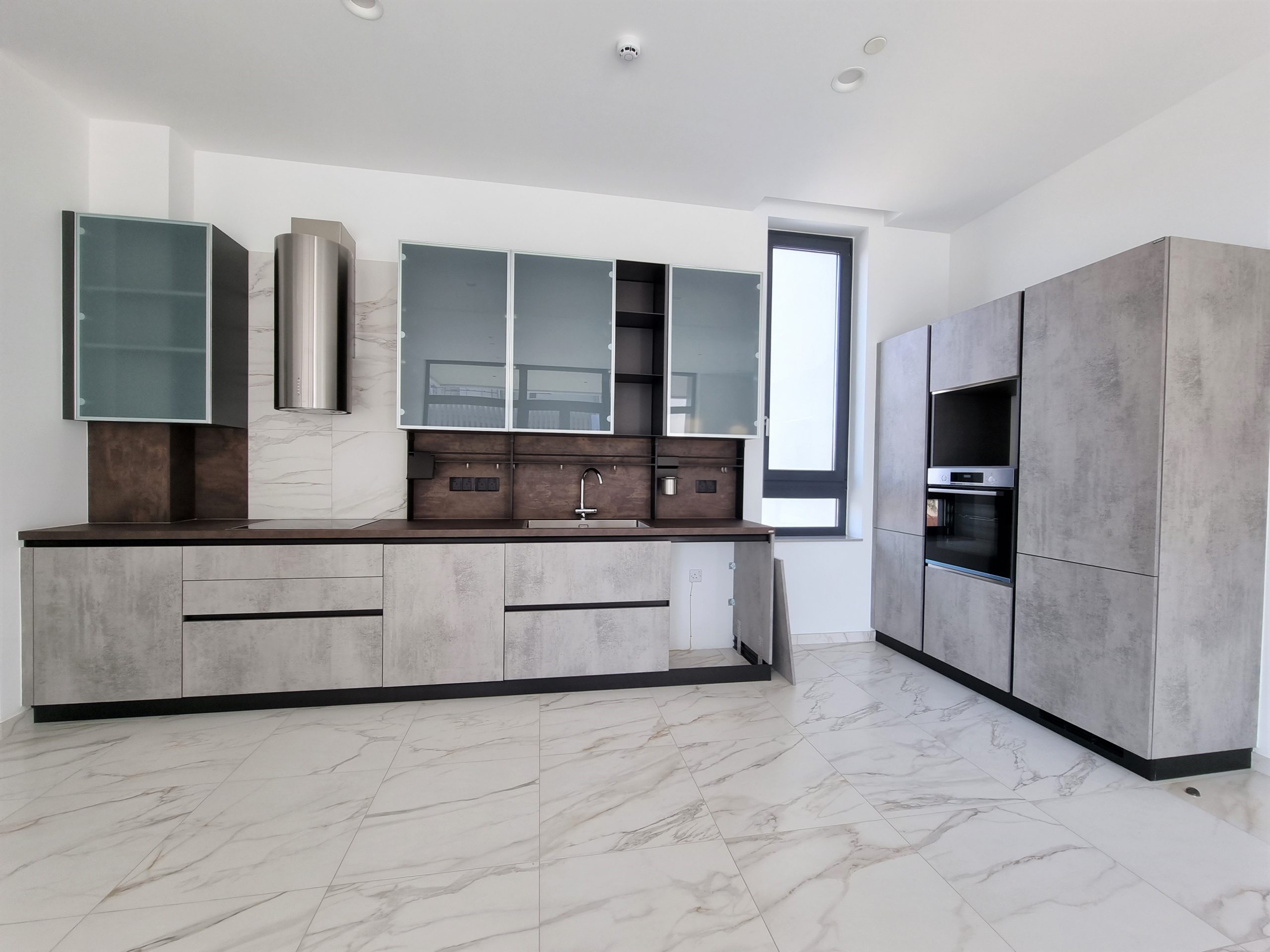 3 Bed, 2 Bath, ApartmentFor Sale, Limassol, Limassol