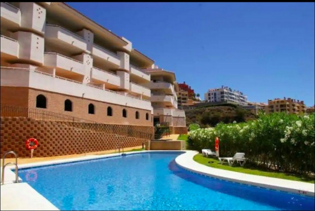2 Bed, 2 Bath, ApartmentFor Sale, Calahonda, Malaga