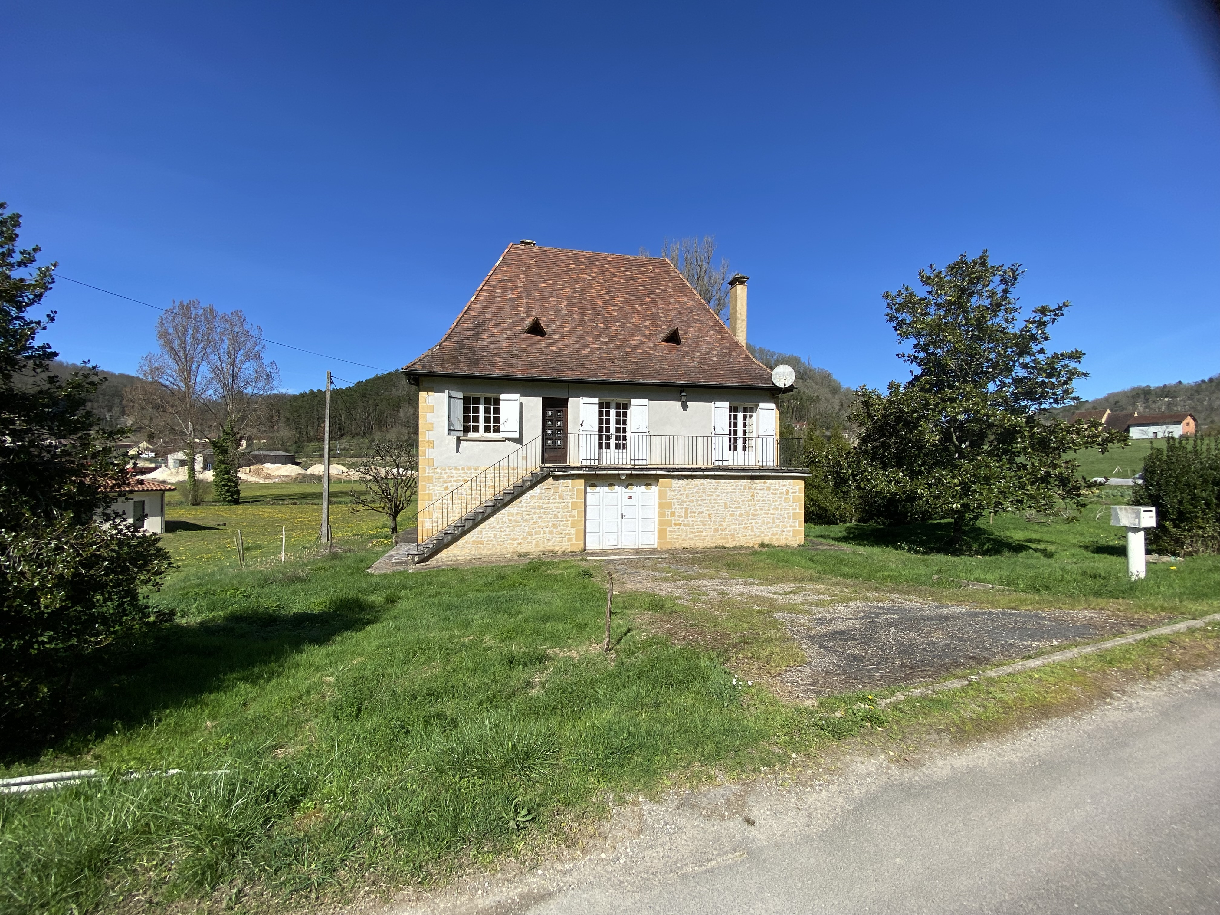 2 Bed, 1 Bath, HouseFor Sale, Castels, Dordogne, Aquitaine, 24220