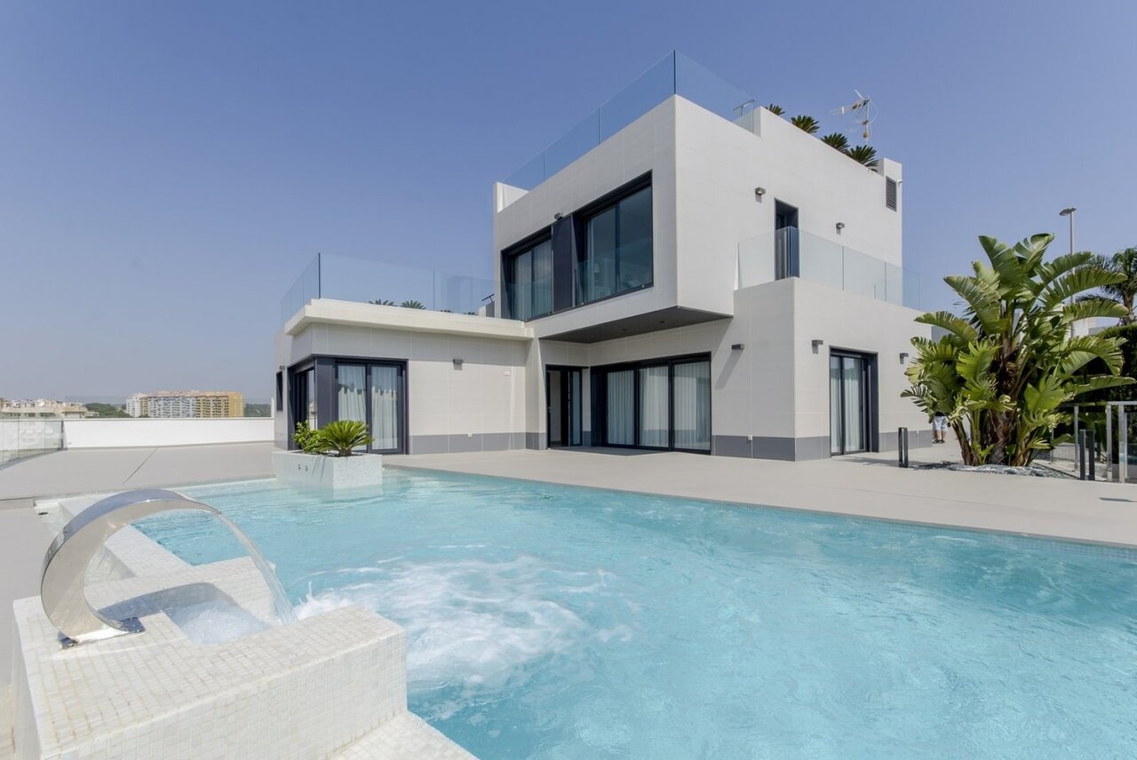3 Bed, 2 Bath, HouseFor Sale, Orihuela Costa, Alicante
